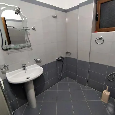 Ahmeti Rooms Ксамил Экстерьер фото